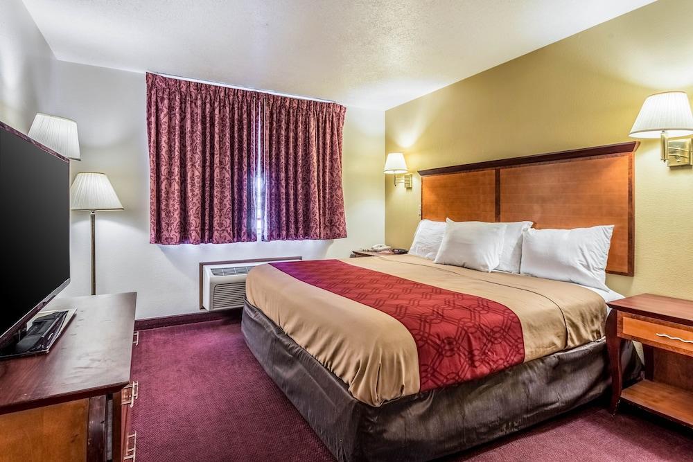 Econo Lodge Inn & Suites Albuquerque East I-40 Eubank Exit Ngoại thất bức ảnh