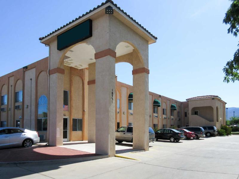 Econo Lodge Inn & Suites Albuquerque East I-40 Eubank Exit Ngoại thất bức ảnh